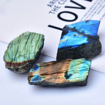 Piatră alungită cristal